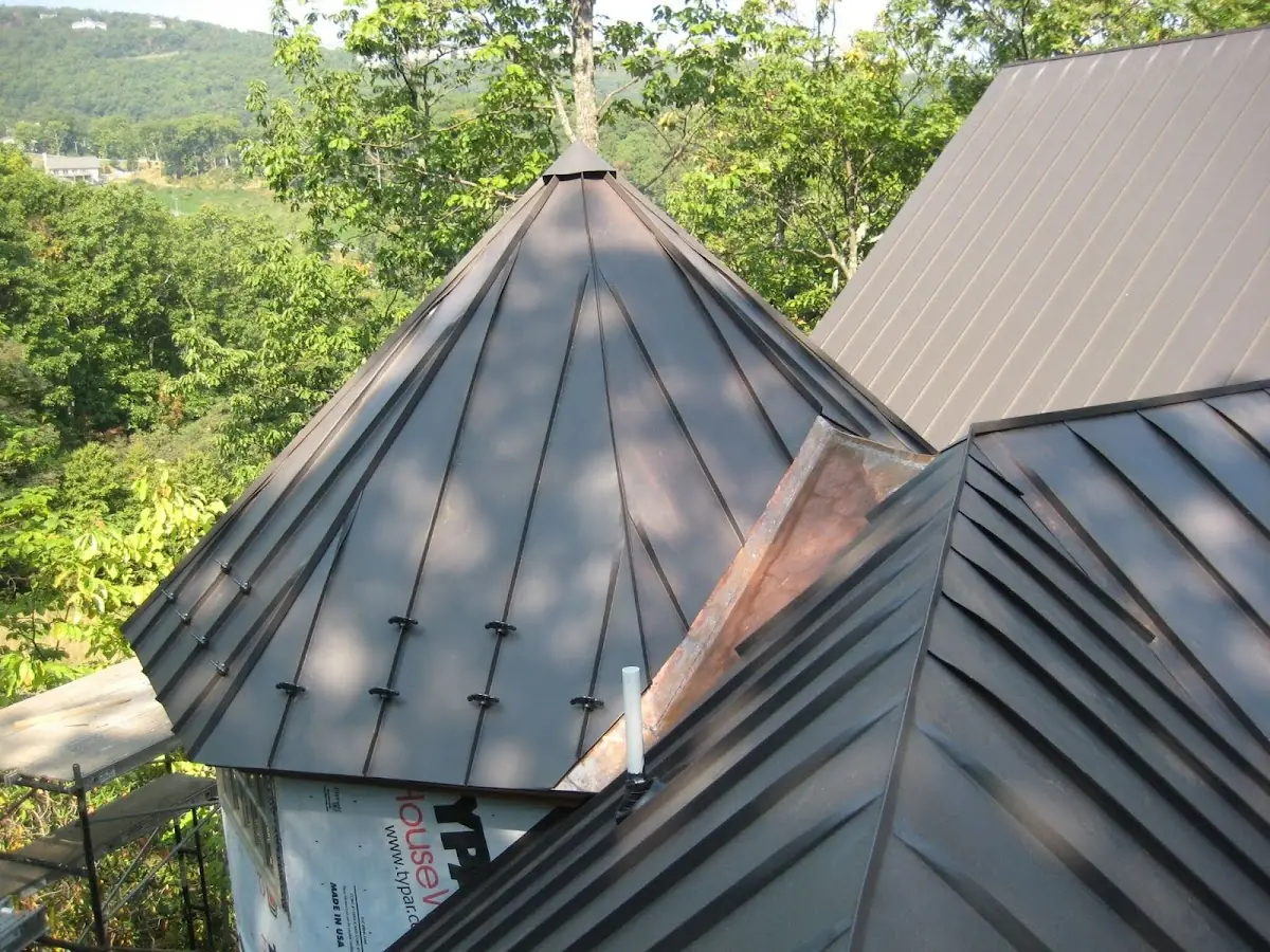 Professional Shingle Replacement & Repair by Craftsman Roofing in Seneca